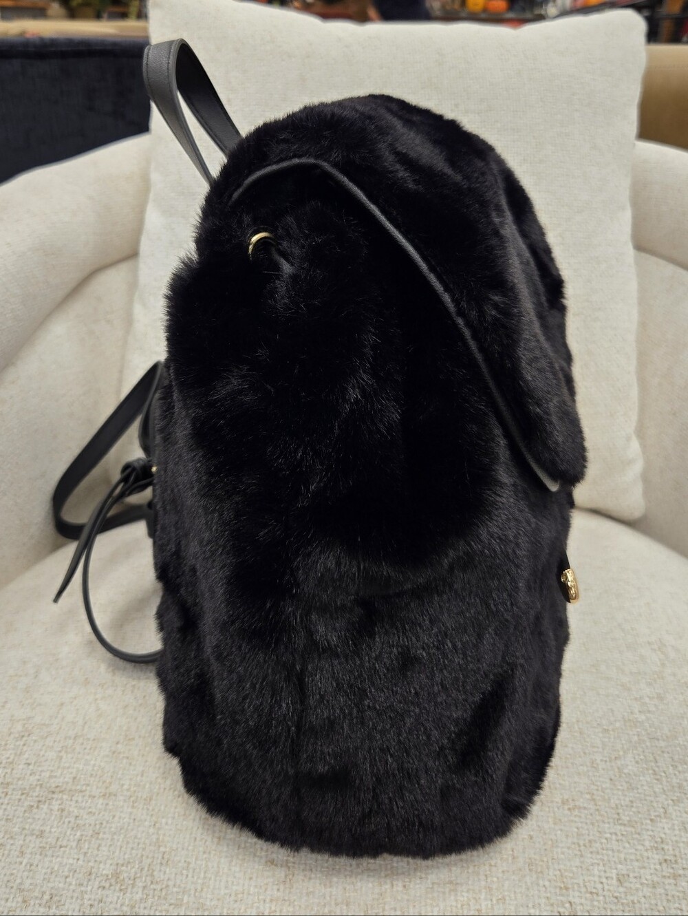 Juicy Couture Black Faux Fur Backpack - Picture 4 of 6